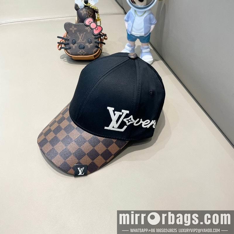 LV Hat 081803