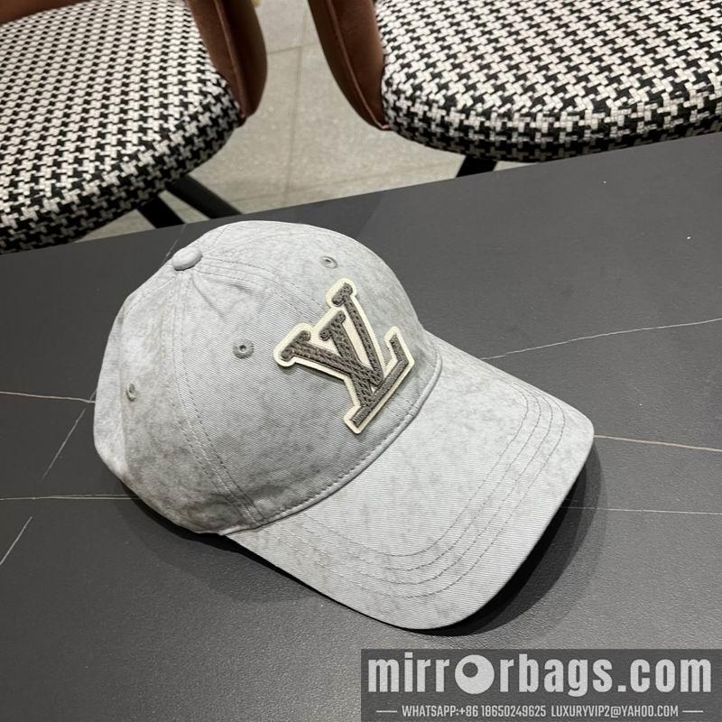 LV Hat 040204
