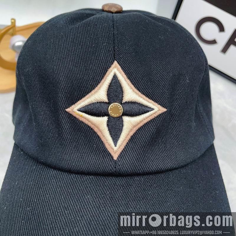 LV Hat dx160