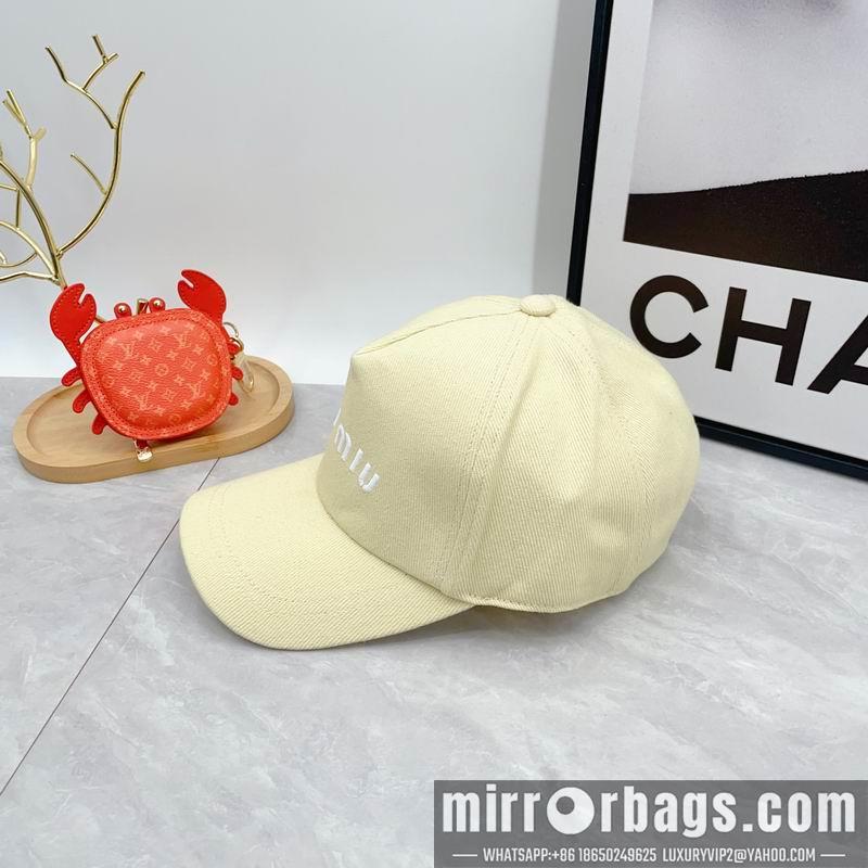 Miumiu Hat dx03