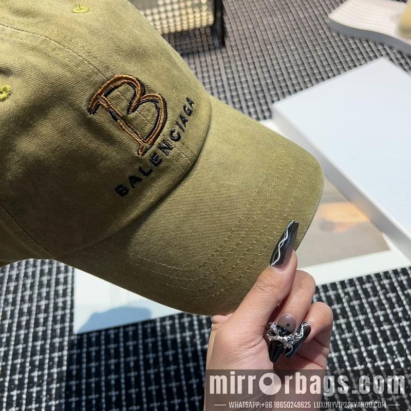Balenciaga Hat dx08