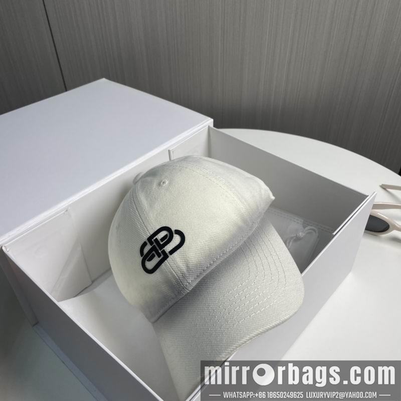 Balenciaga Hat 091402