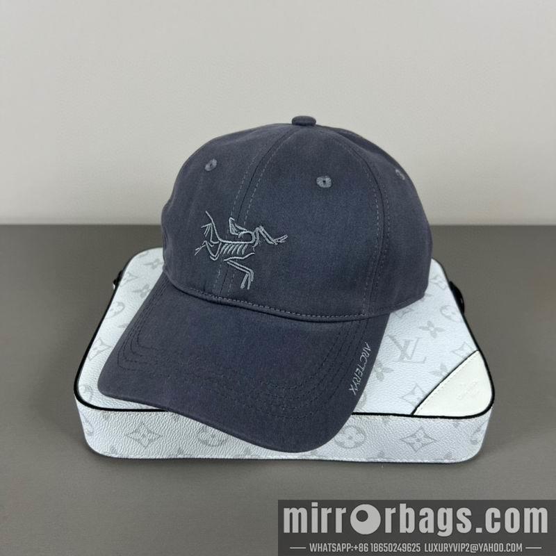 Arcteryx Hat dx17