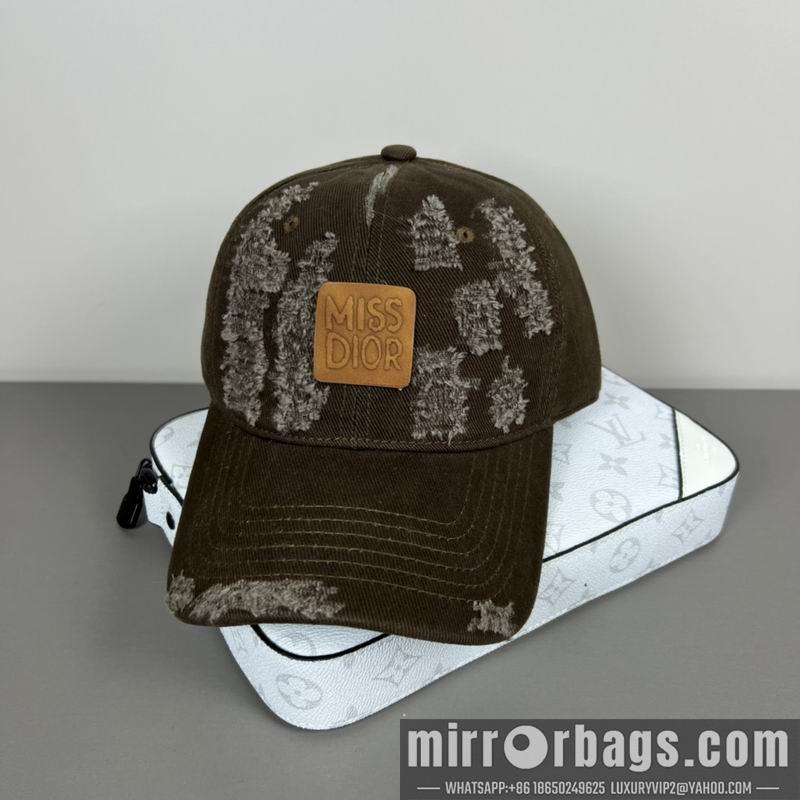 Dior Hat dx07