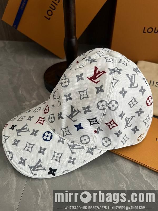 LV Hat dx130
