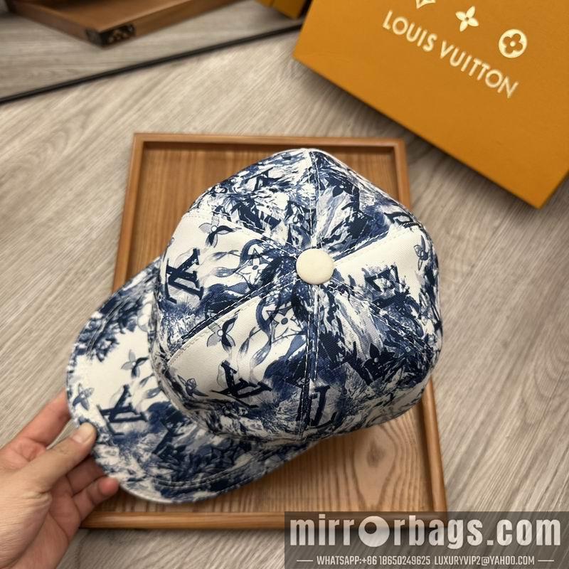 LV Hat dx44