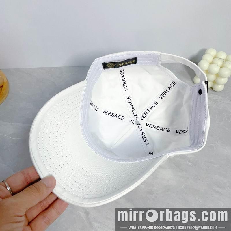 Versace Hat dx03