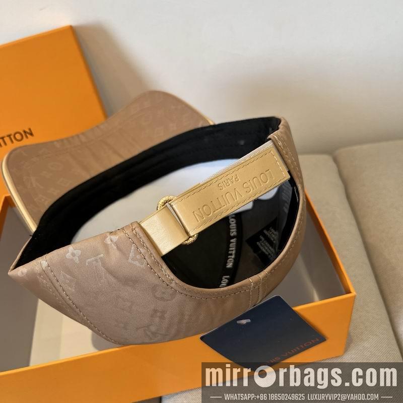 LV Hat dx67