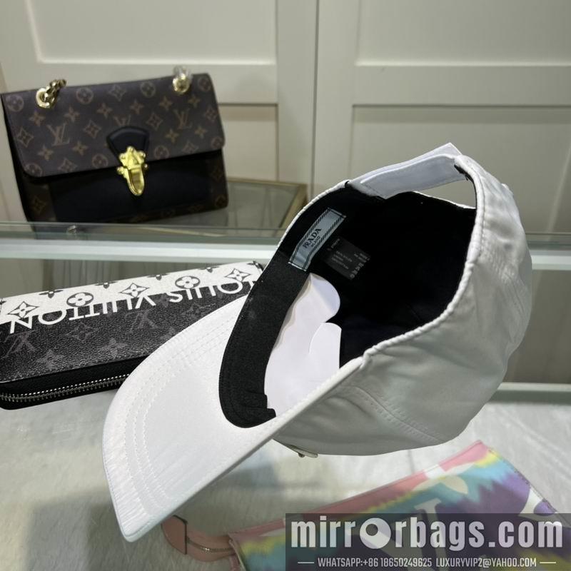 Prada Hat dx10