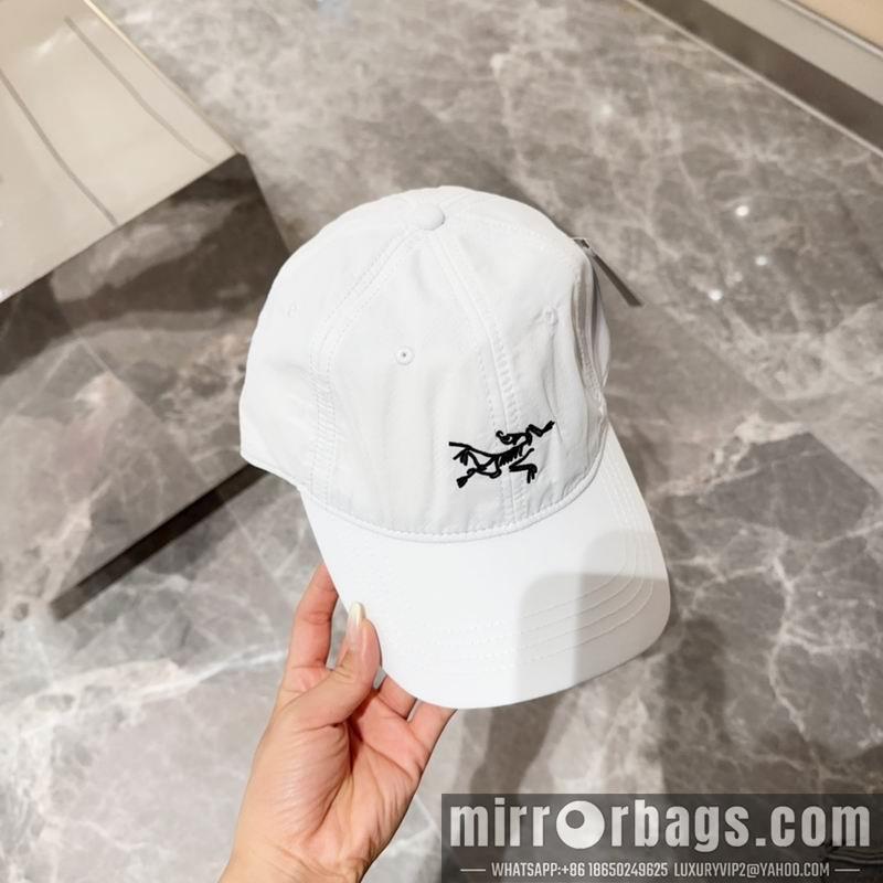 Arcteryx Hat dx11