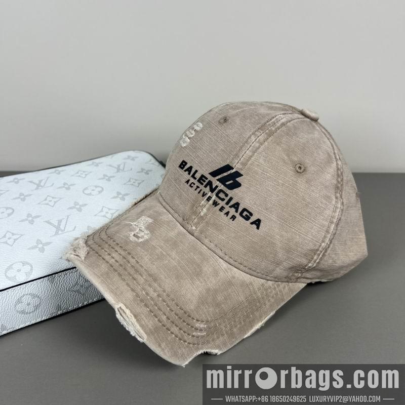 Balenciaga Hat dx31
