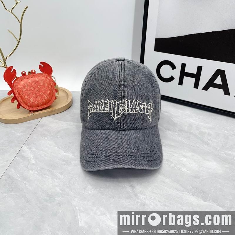 Balenciaga Hat dx41