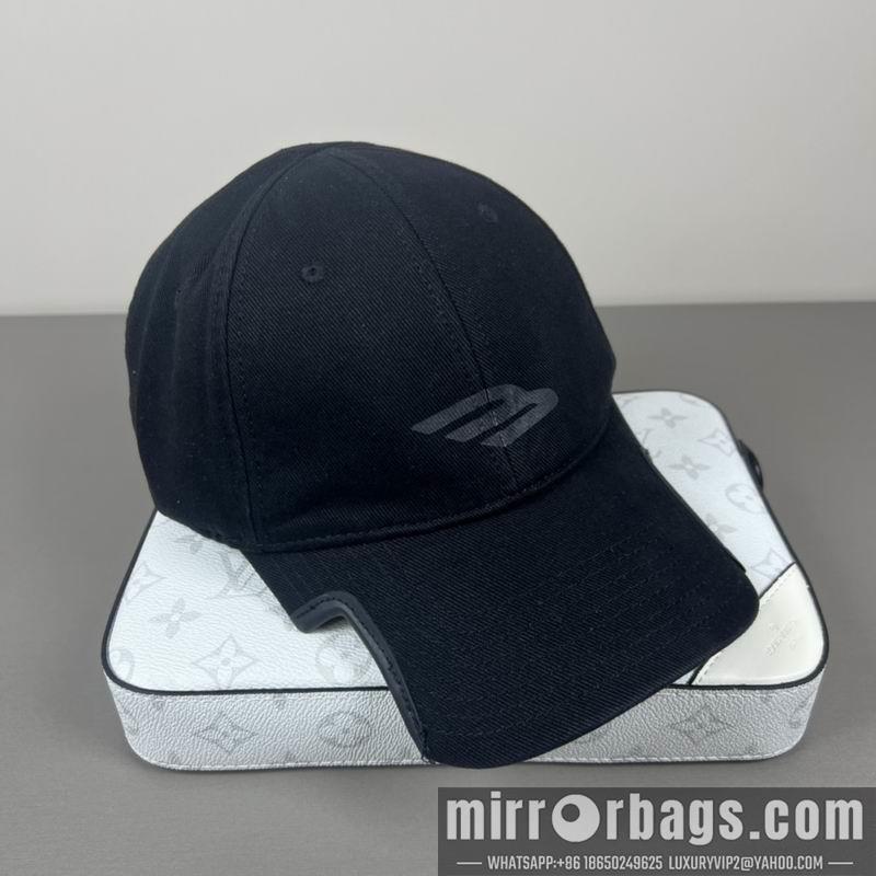 Balenciaga Hat 021006
