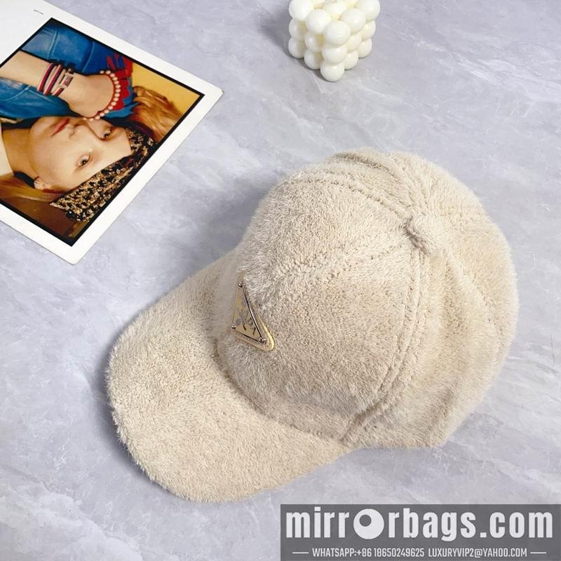 Prada Hat dx38