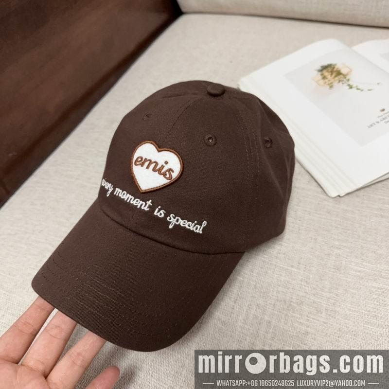 Emis Hat dx06