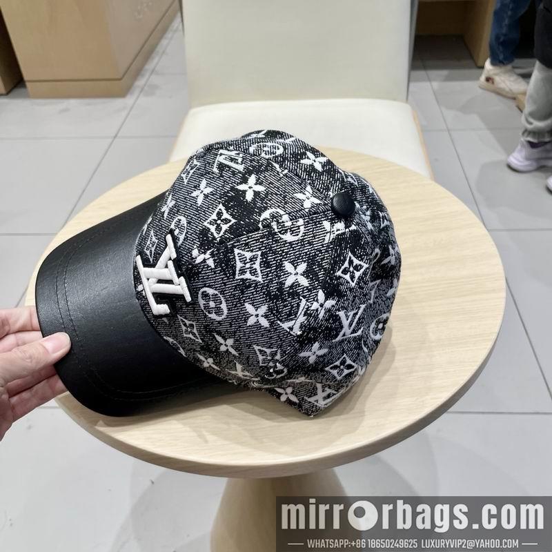 LV Hat 040202