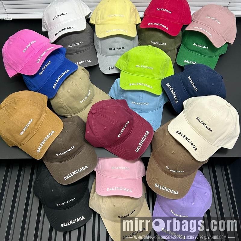 Balenciaga Hat dx16