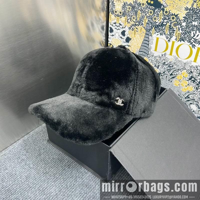 Chanel Hat dx60