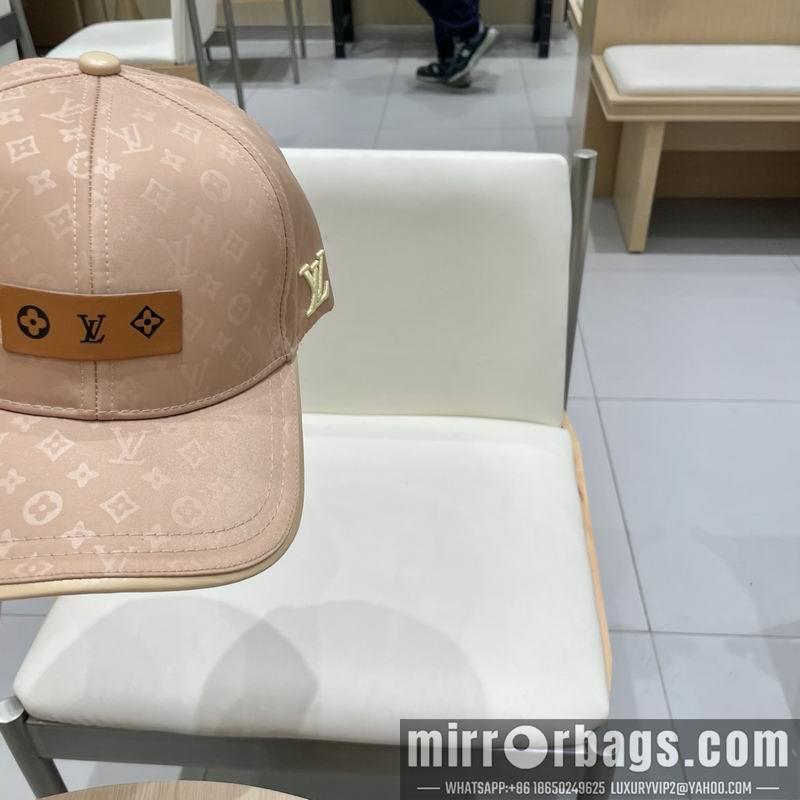 LV Hat 030701