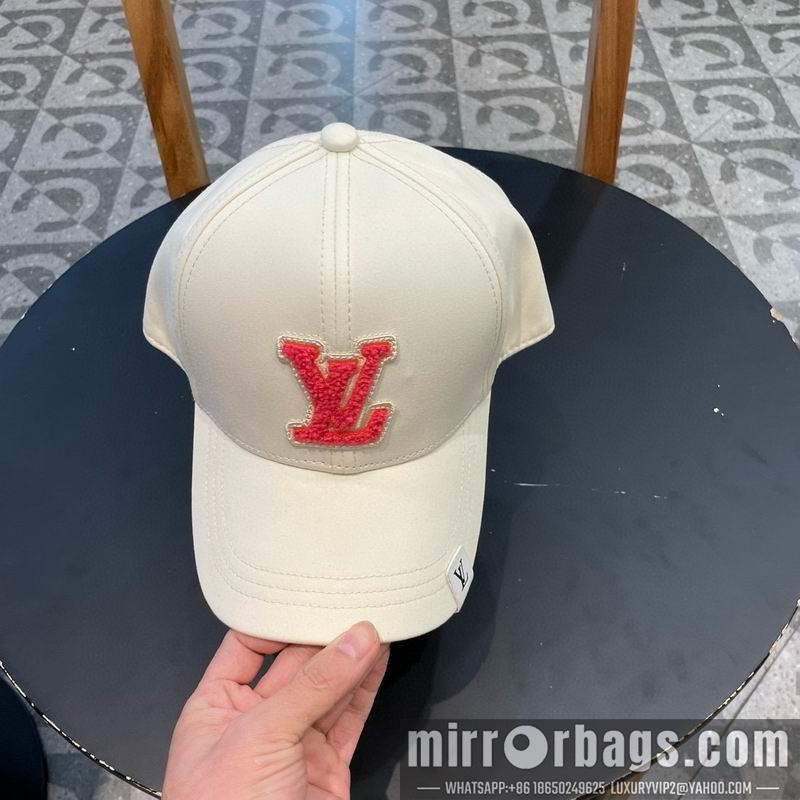 LV Hat 072303