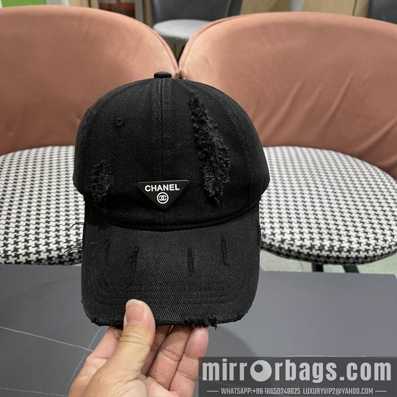 Prada Hat 041403
