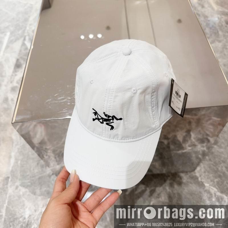 Arcteryx Hat dx11