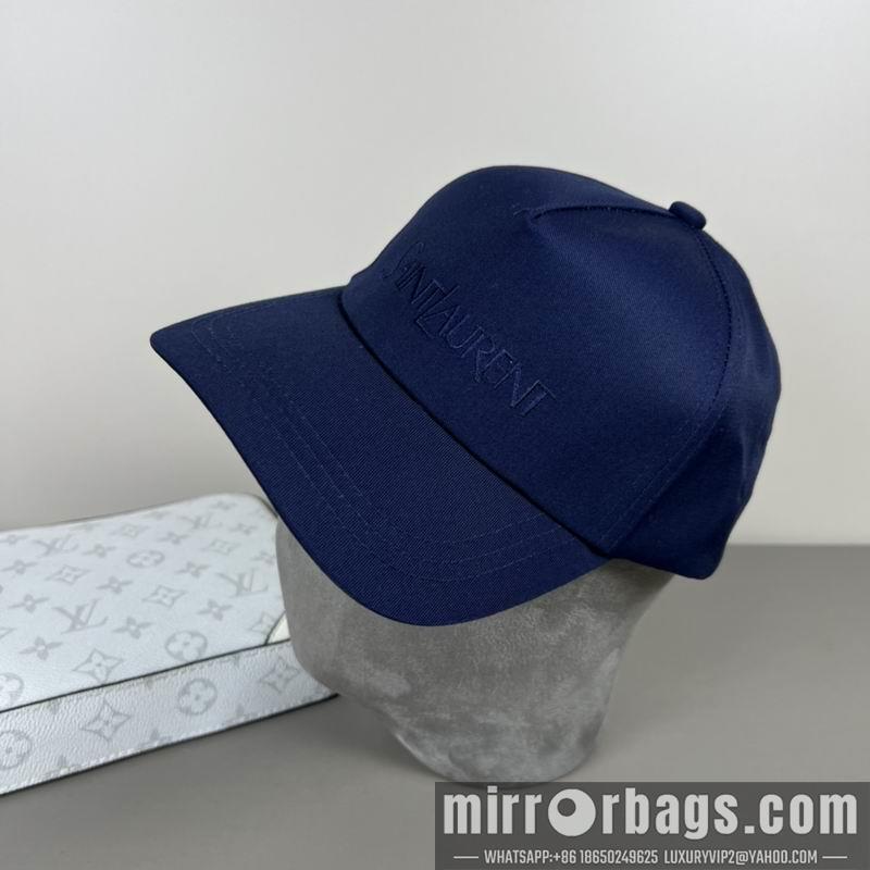 YSL Hat dx37