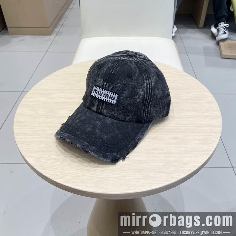 Miumiu Hat 040201