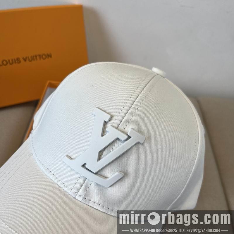 LV Hat dx59