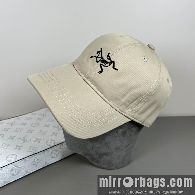 Arcteryx Hat dx15