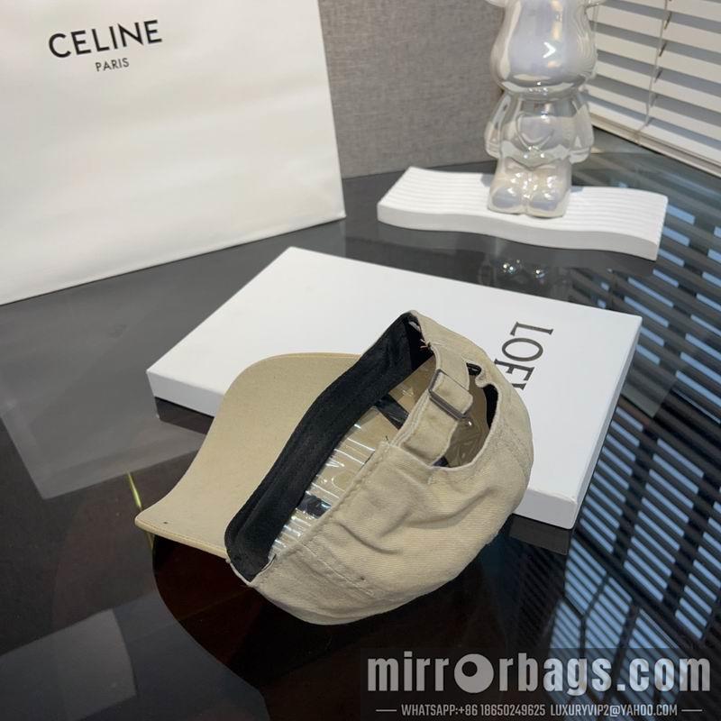 Celine Hat 041703