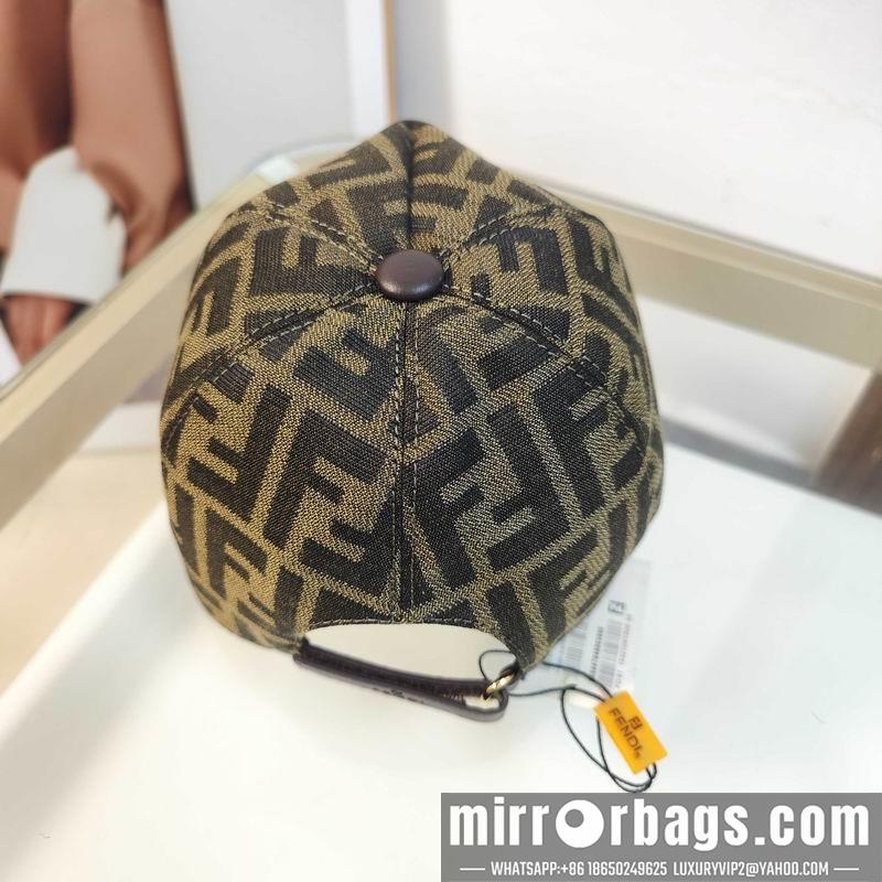 Fendi Hat dx93