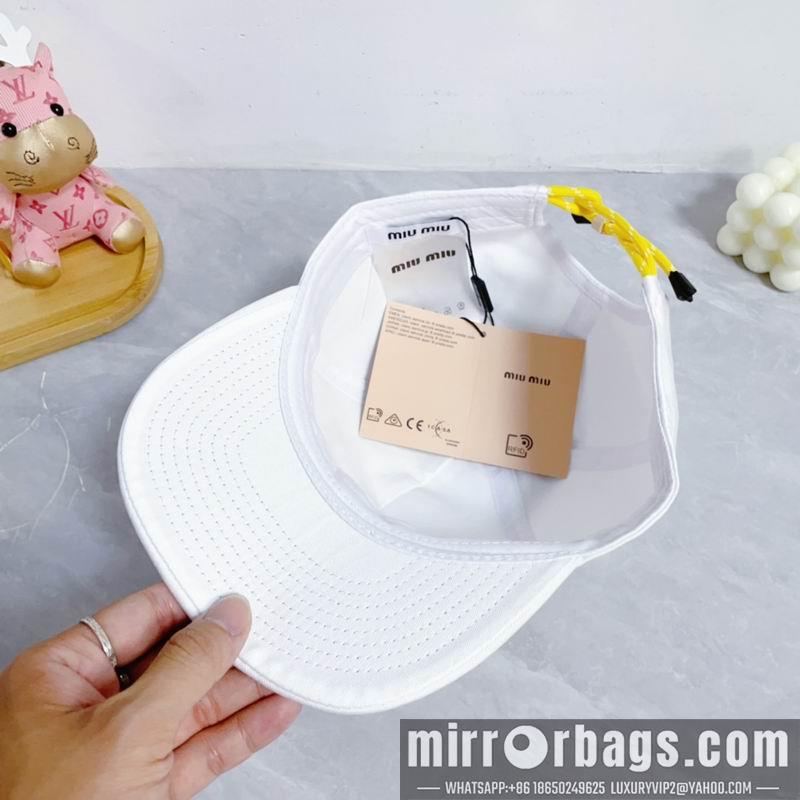 Miumiu Hat dx30