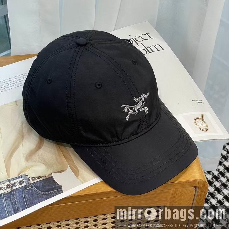 Arcteryx Hat dx12