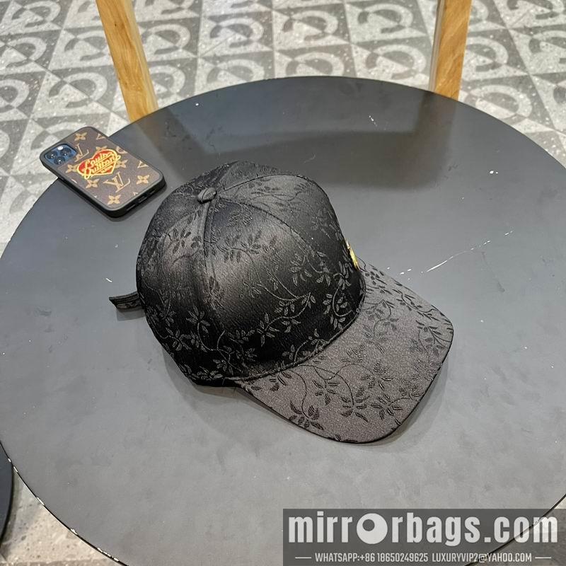 Dior Hat 041701