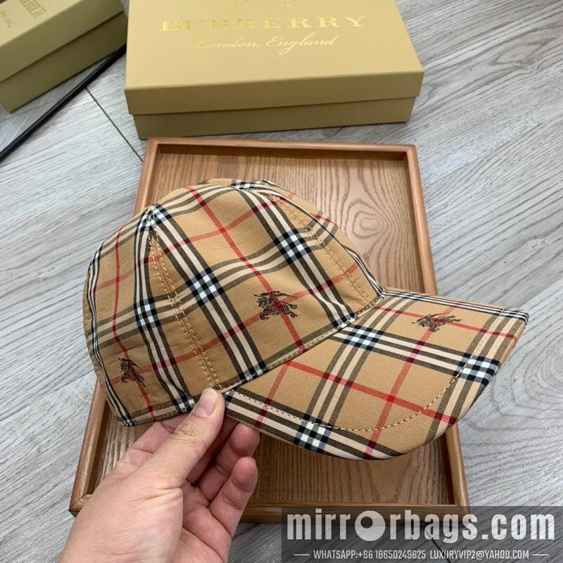 Burberry Hat34