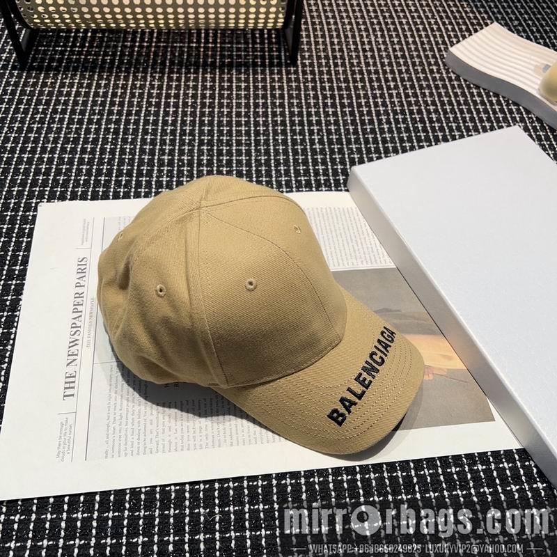 Balenciaga Hat dx13