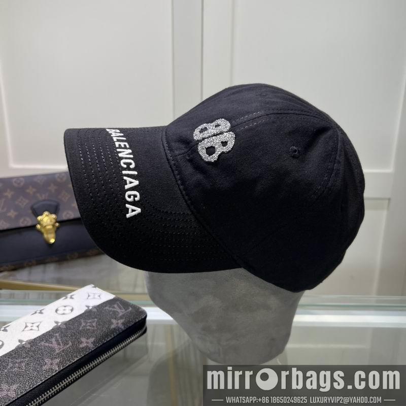 Balenciaga Hat dx116