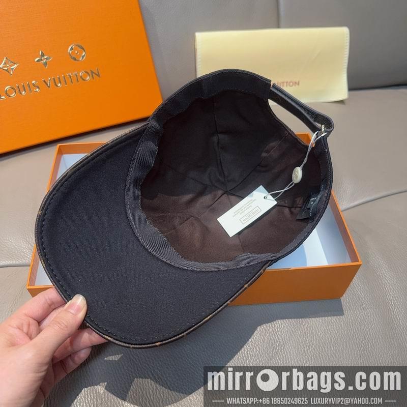 LV Hat dx168