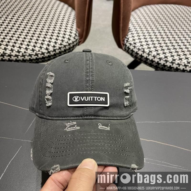 LV Hat 020801