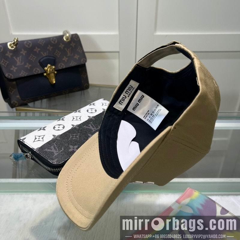 Miumiu Hat dx49