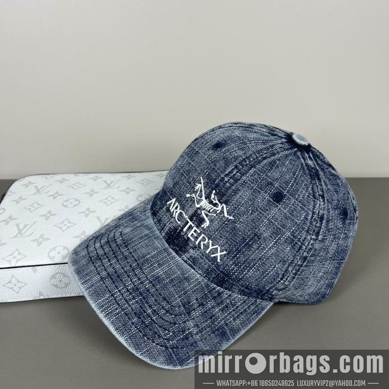 Arcteryx Hat dx16