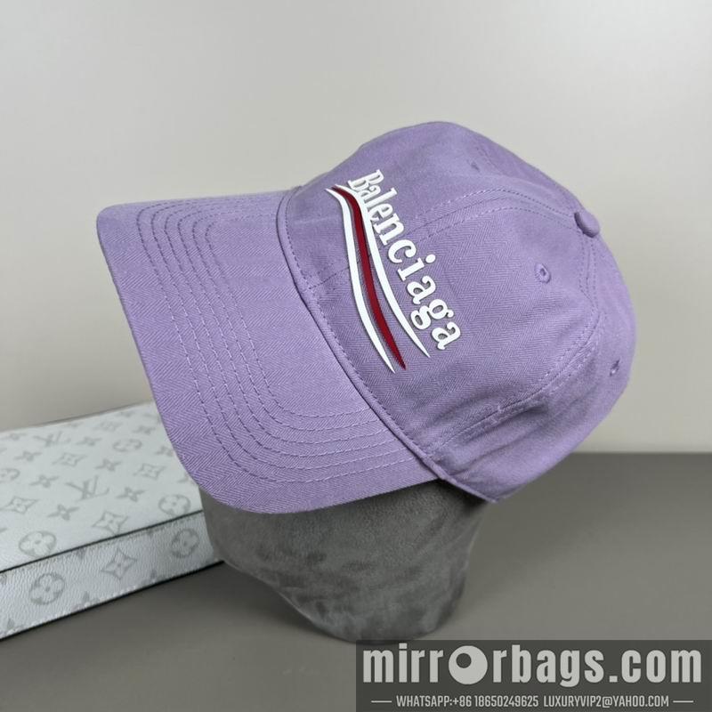 Balenciaga Hat dx38