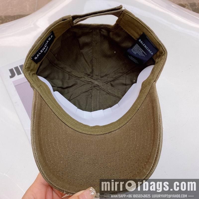 Balenciaga Hat 041702