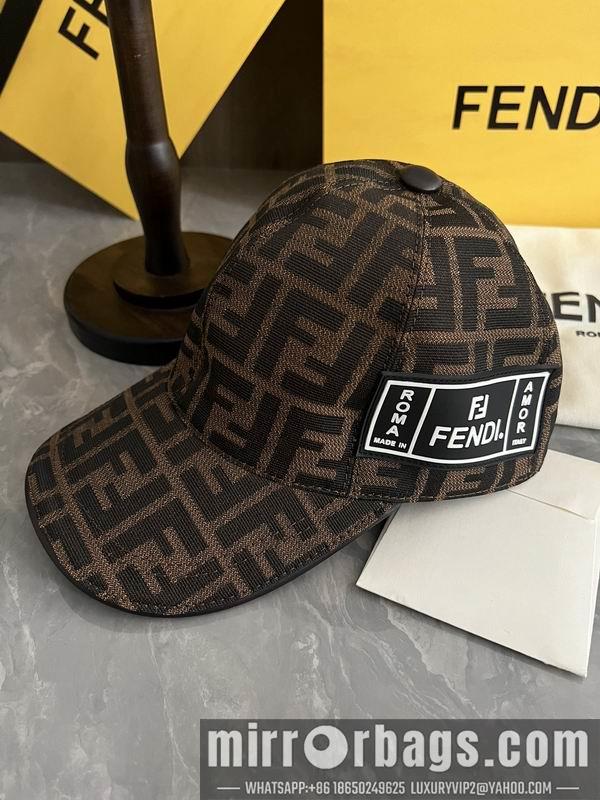 Fendi Hat dx81