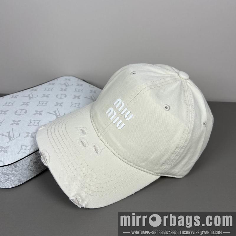 Miumiu Hat dx44