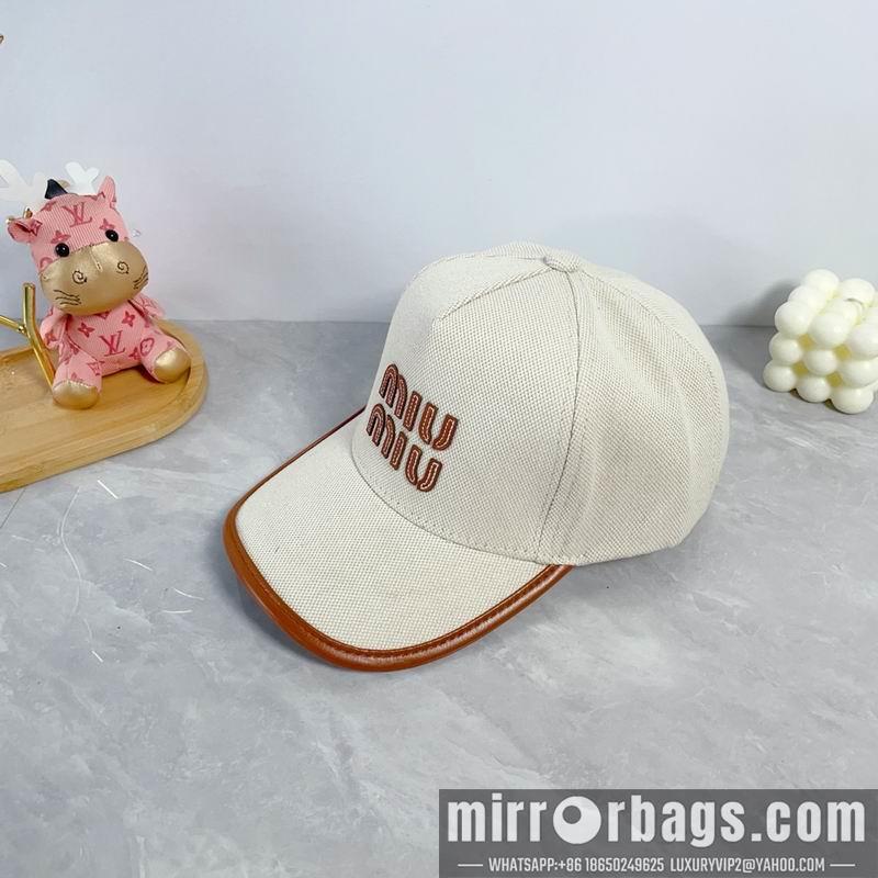 Miumiu Hat dx59