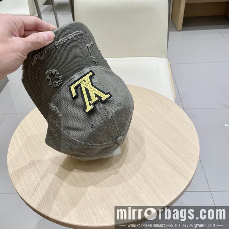 LV Hat 021004