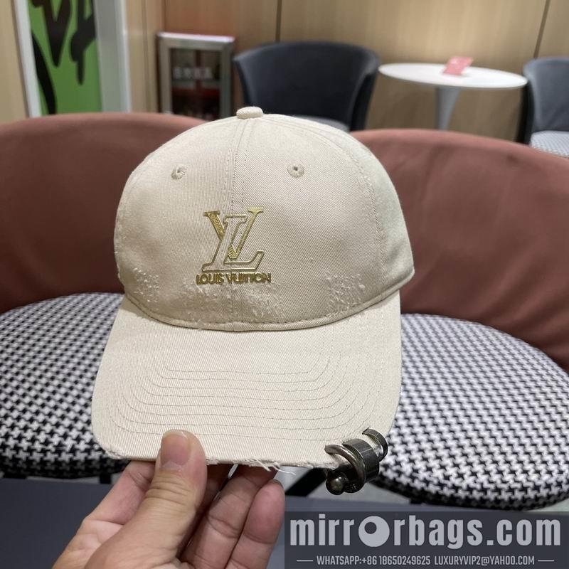 LV Hat 040206