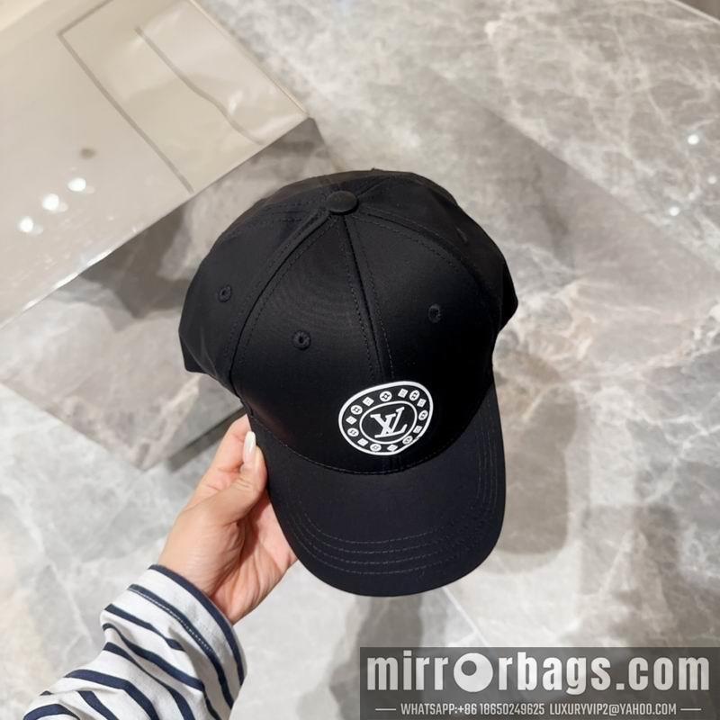 LV Hat dx128